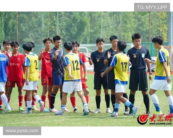 以聚餐收官二六WBG全员合影定格赛场情谊共祝圣诞快乐